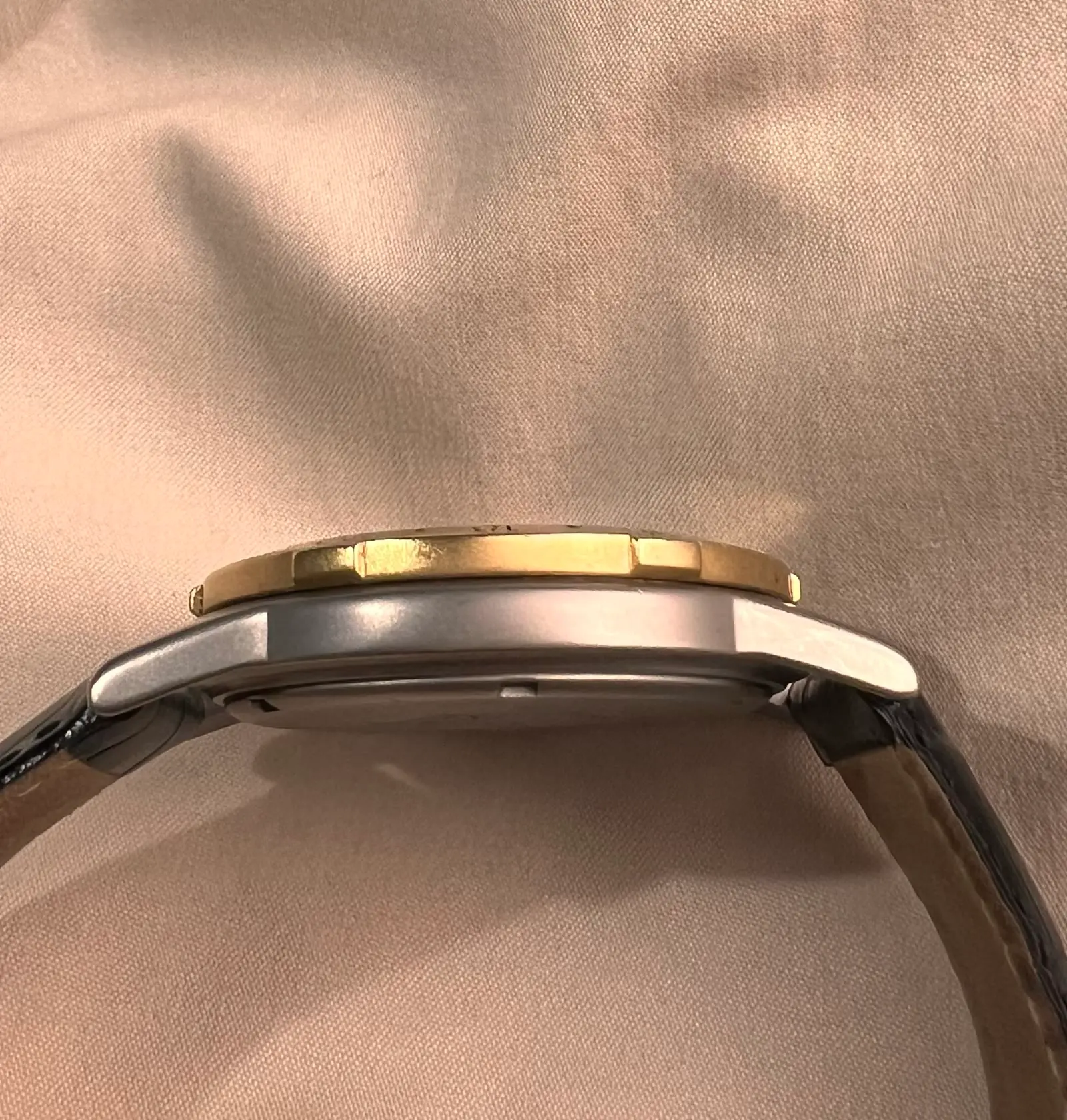 TAG Heuer 1500 GMT ref. 159.306-1 — profile side