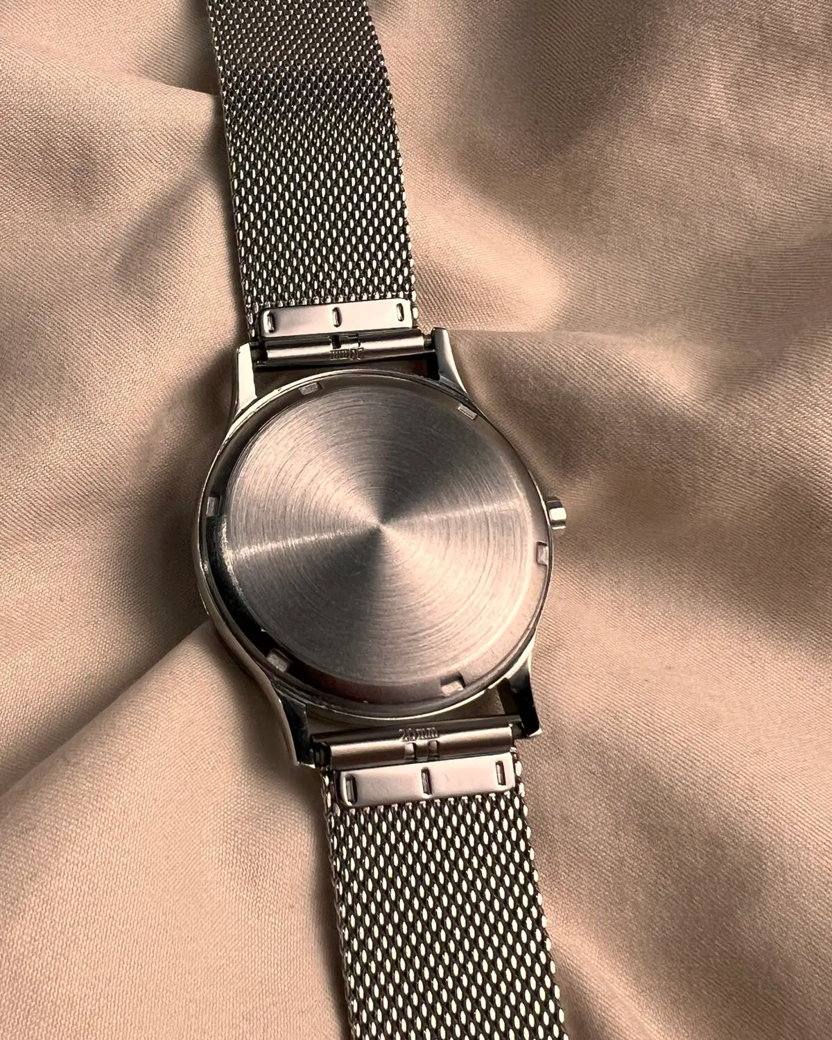 Omega Constellation Electronic f300Hz Chronometer ref. 198.003 — caseback