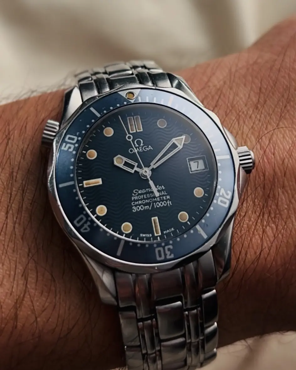 Omega Seamaster Professional Chronometer "James Bond" ref. 2531.80 — dial