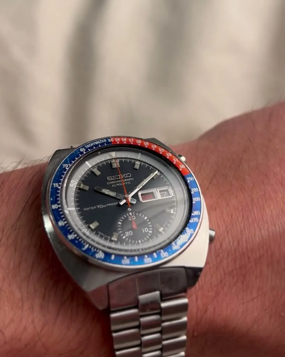 Seiko Chronograph Automatic "Pogue" ref. 6139-9000 — dial angle